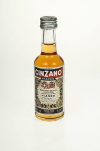 235. Cinzano Bianco